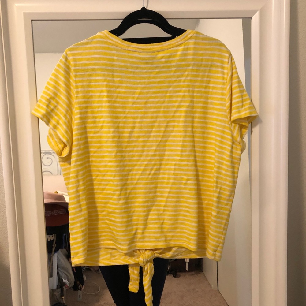 Yellow striped top - Picture 3 of 3